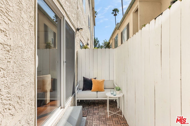 1127 9th Street 103