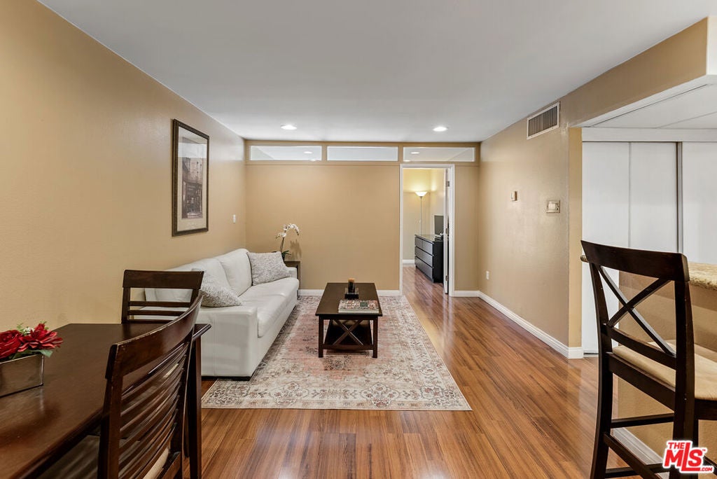 5257 Radford Avenue 103