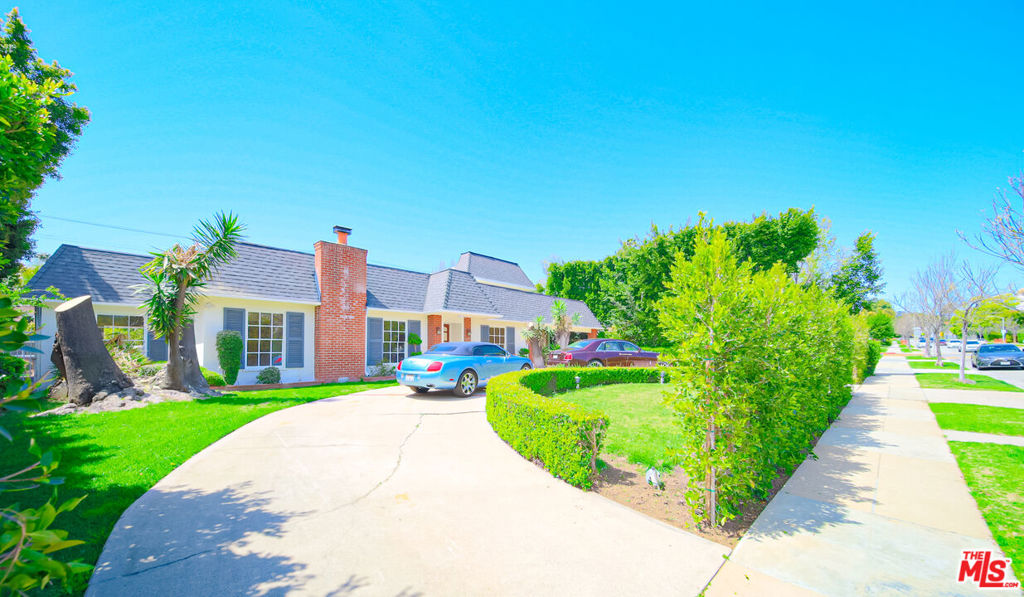 525 N Rexford Drive