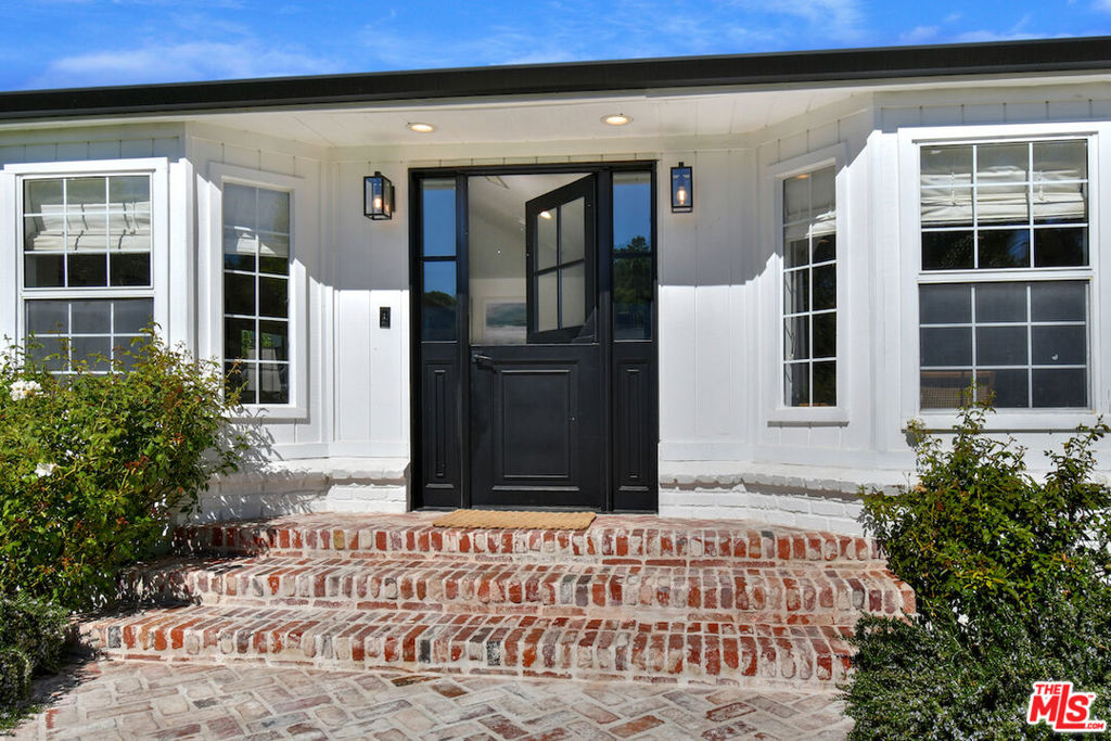 18033 Rosita Street