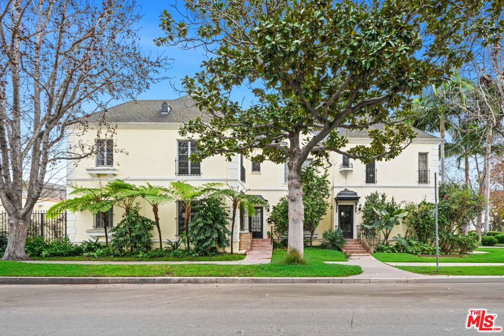 1200 S Alfred Street