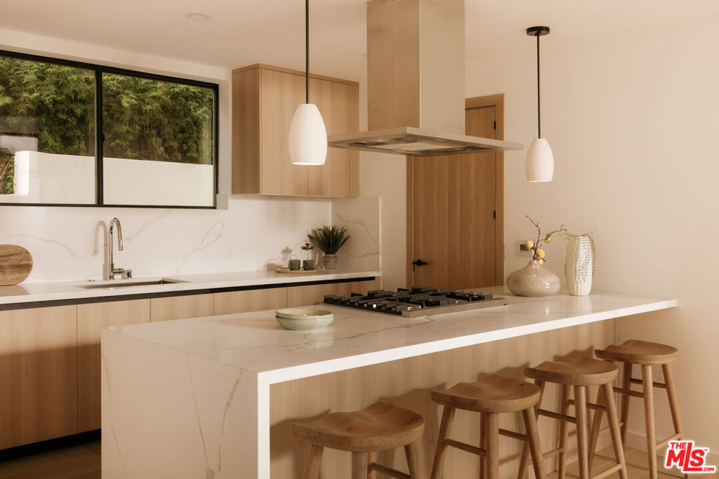 2919 Waverly Drive 103