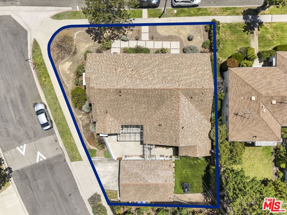 7803 Flight Ave
