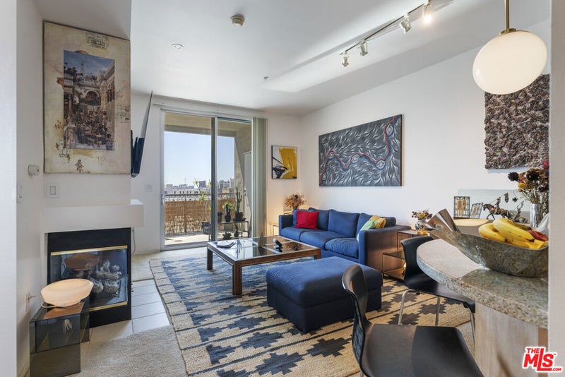 267 S San Pedro Street 602