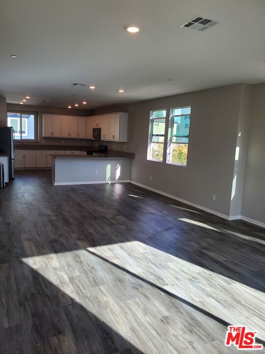 757 Daniel Freeman Cir