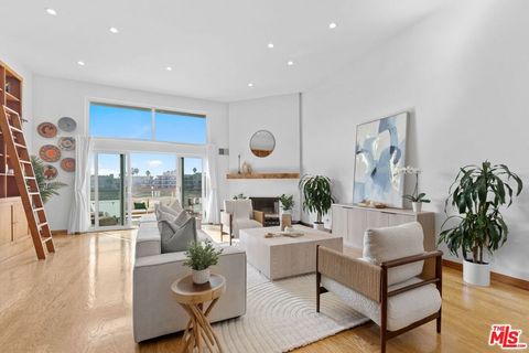 3950 Via Dolce 518 Marina Del Rey CA 90292