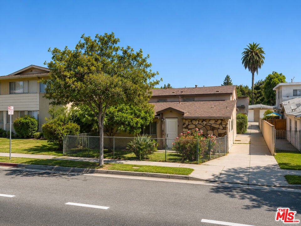 13444 Burbank Boulevard