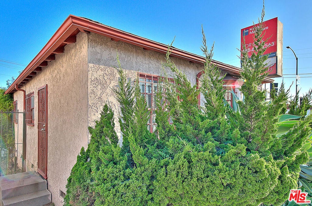 3956 W Slauson Avenue