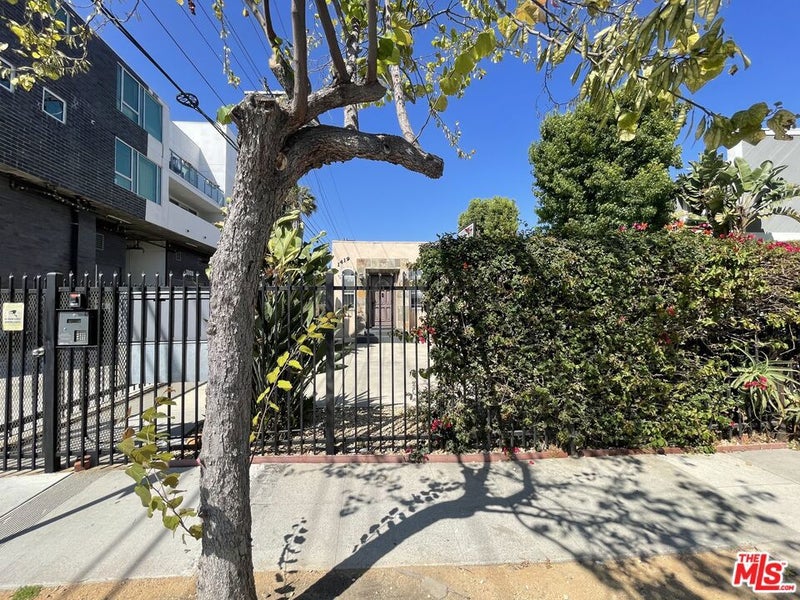 1419 Stanford Street