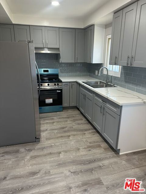 Photo of 711 Larch Street #10, Inglewood, CA 90301 (MLS # 26853067)