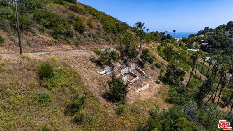 4015 Latigo Canyon Road