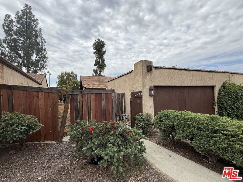 2477 Calle Villada Circle