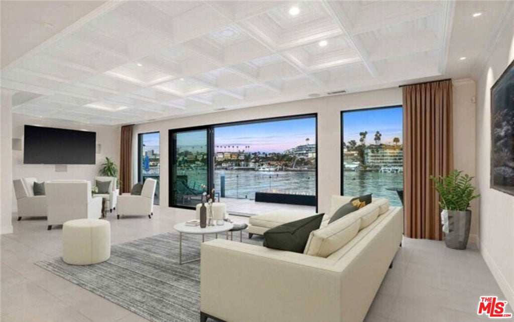 2266 Channel Road