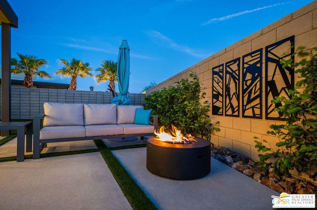 Palm Springs, California 92262, United States, 3 Bedrooms Bedrooms, ,3 BathroomsBathrooms,Residential,Active,132037