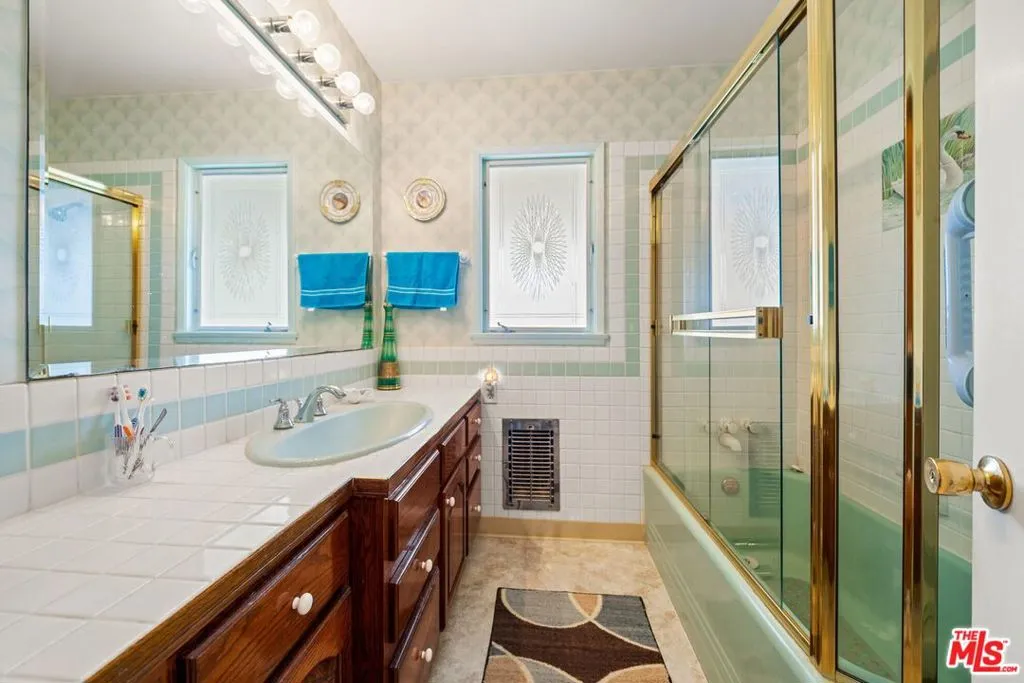 Lompoc, California 93436, United States, 4 Bedrooms Bedrooms, ,3 BathroomsBathrooms,Residential,Active,234732