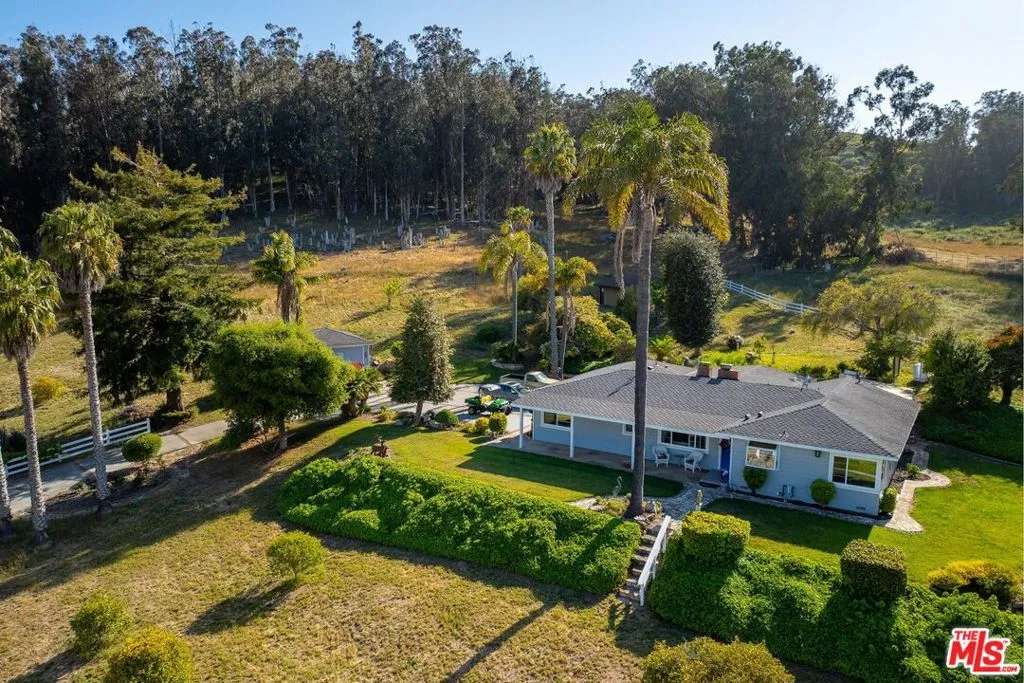 Lompoc, California 93436, United States, 4 Bedrooms Bedrooms, ,3 BathroomsBathrooms,Residential,Active,234732