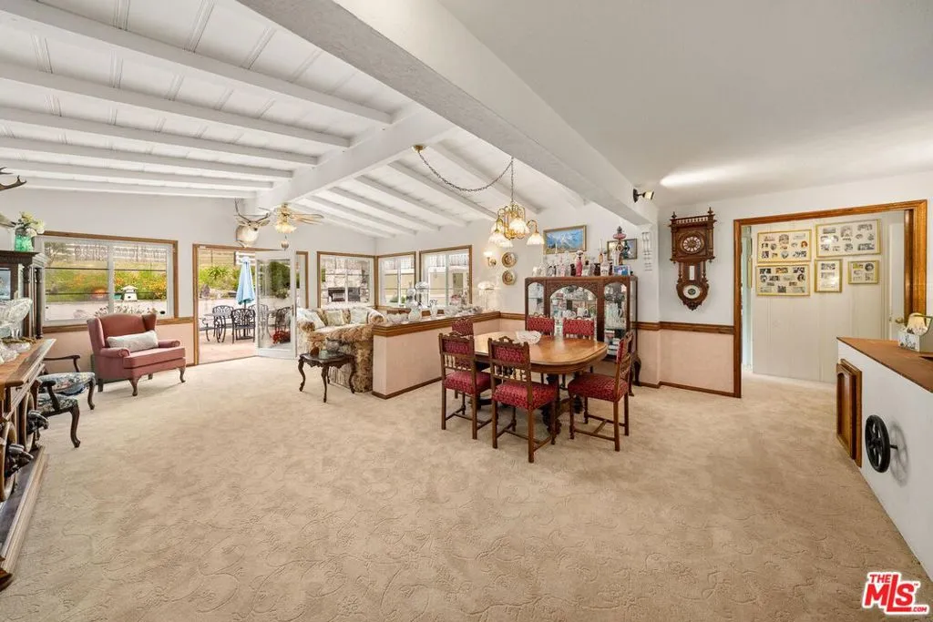 Lompoc, California 93436, United States, 4 Bedrooms Bedrooms, ,3 BathroomsBathrooms,Residential,Active,234732