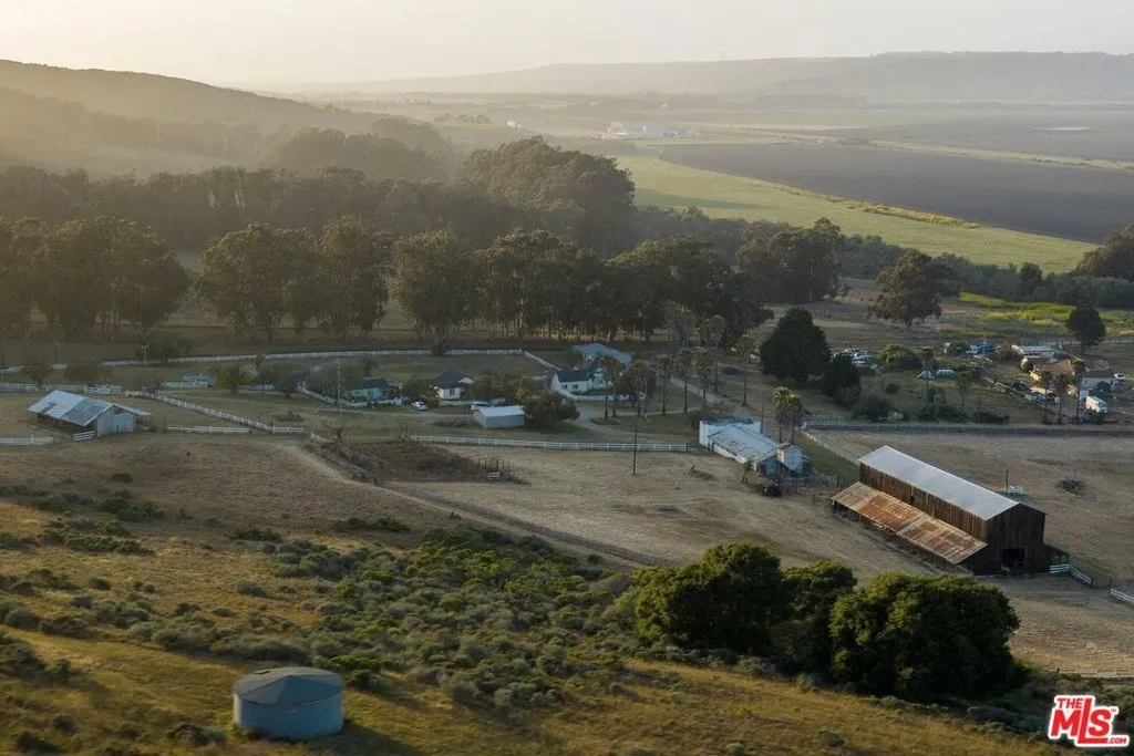Lompoc, California 93436, United States, 4 Bedrooms Bedrooms, ,3 BathroomsBathrooms,Residential,Active,234732