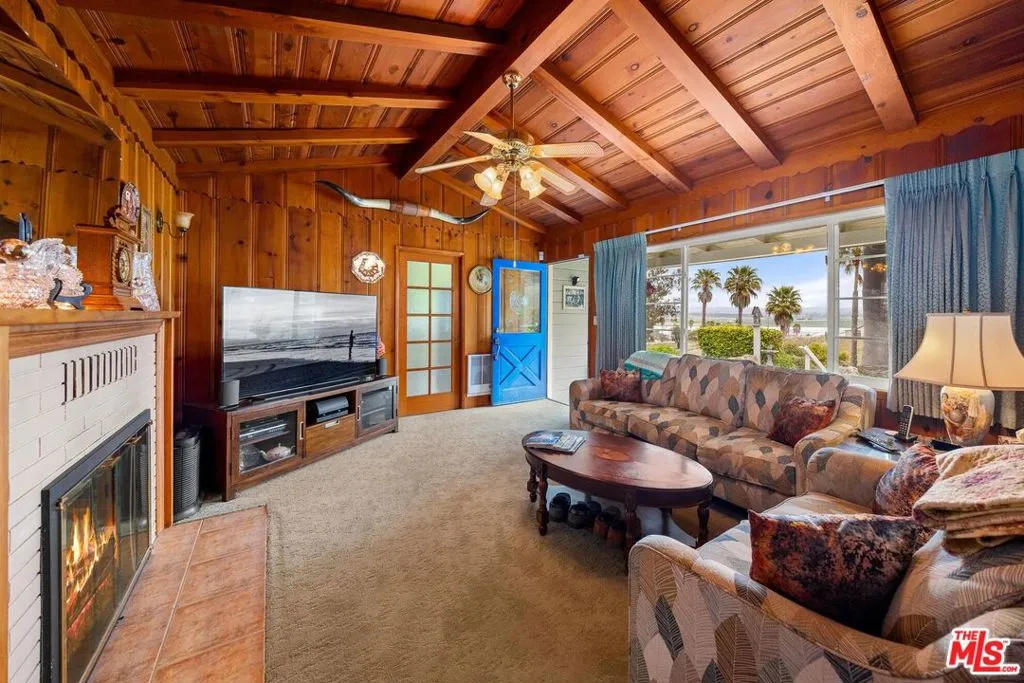 Lompoc, California 93436, United States, 4 Bedrooms Bedrooms, ,3 BathroomsBathrooms,Residential,Active,234732