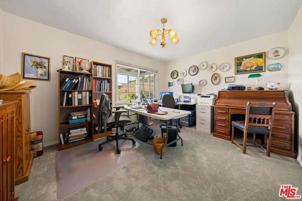 Lompoc, California 93436, United States, 4 Bedrooms Bedrooms, ,3 BathroomsBathrooms,Residential,Active,234732