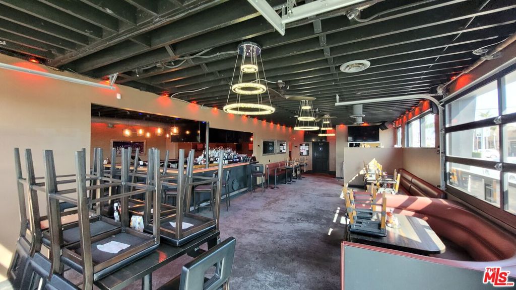 Properties 3 13484 W Washington Boulevard