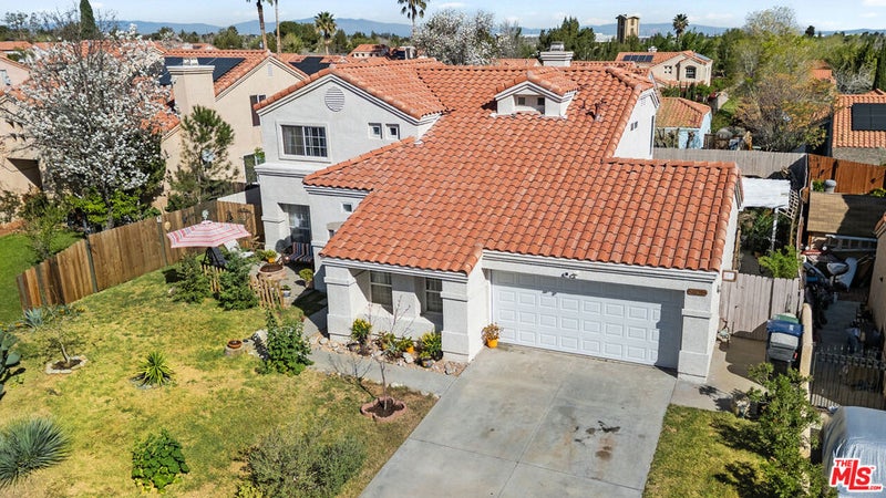 1631 Roseglen Place