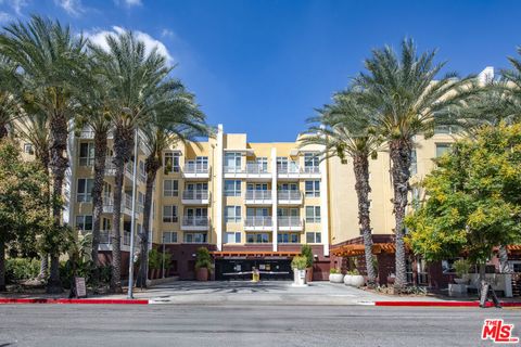 21301 Erwin Street 340 Woodland Hills CA 91367