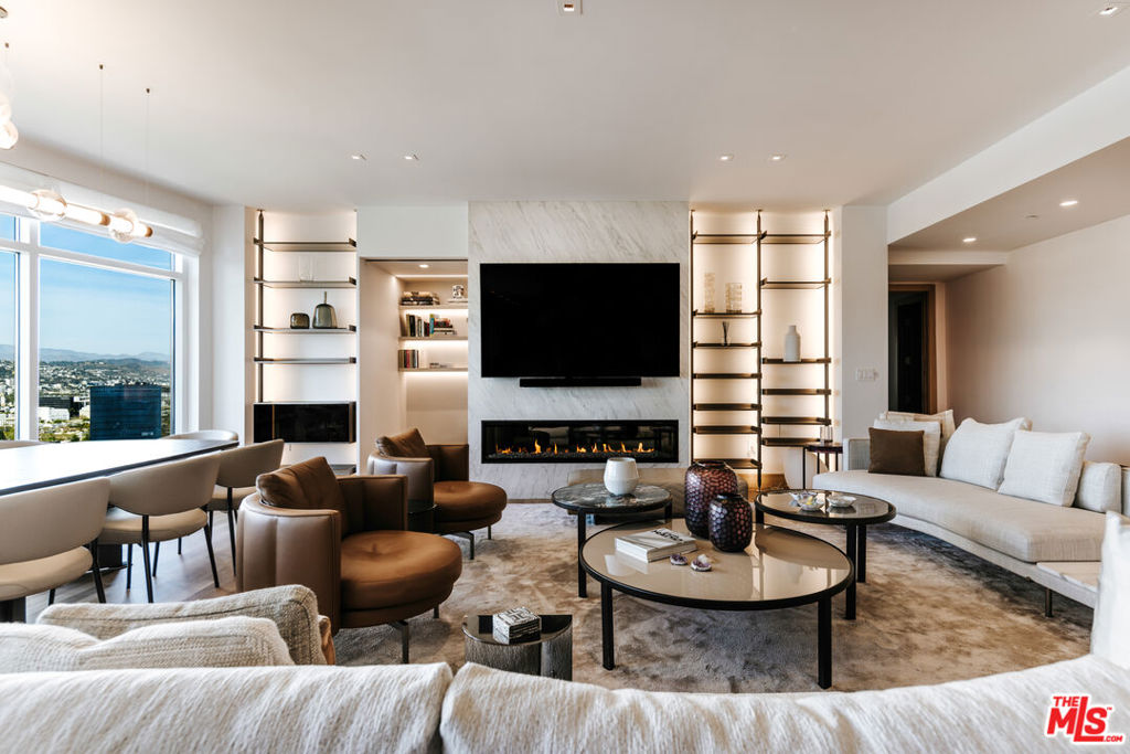 Properties 2 1 W Century Drive 18C