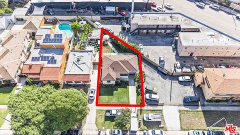 Photo of 1926 Hauser Boulevard, Los Angeles, CA 90016 (MLS # 26990083)