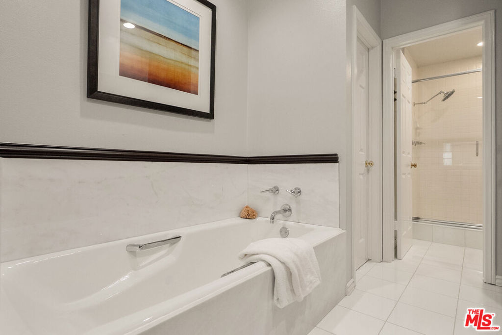 11667 Gorham Avenue 206