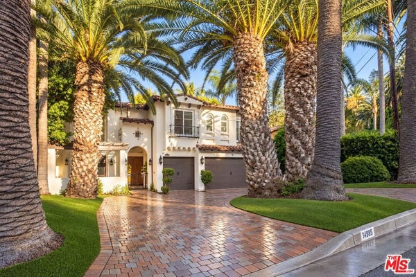 14985 VALLEY VISTA BLVD, SHERMAN OAKS, CA 91403 - Image c4fde7710f3cbc2c58e6f2ed223bb0b9/871412657