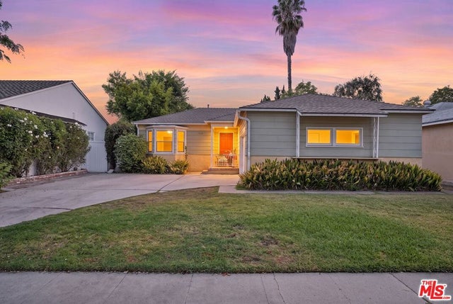 17646 Delano Street, Los Angeles