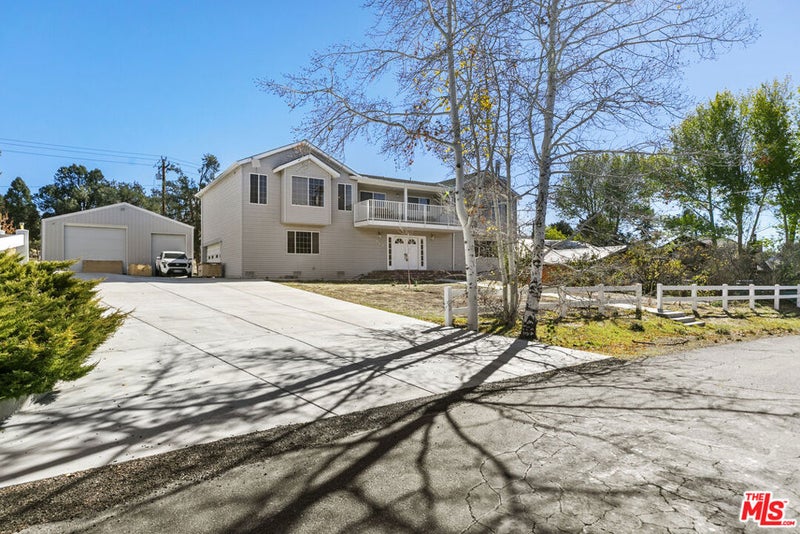 812 Glenbrook Drive