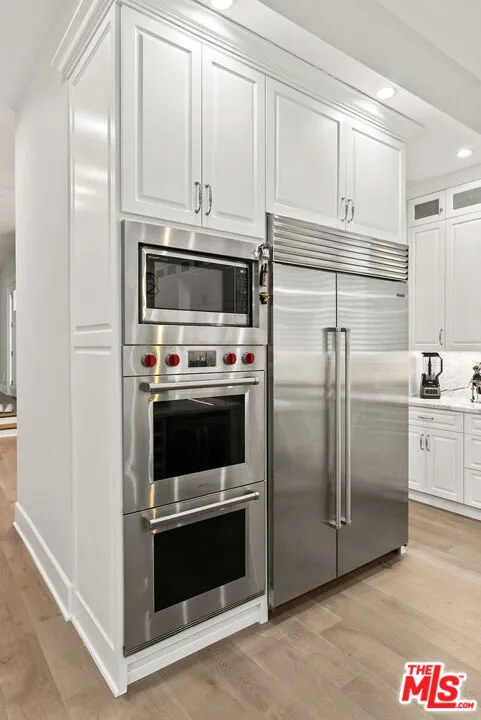 Manhattan Beach, California 90266, United States, 5 Bedrooms Bedrooms, ,7 BathroomsBathrooms,Residential,Active,227260