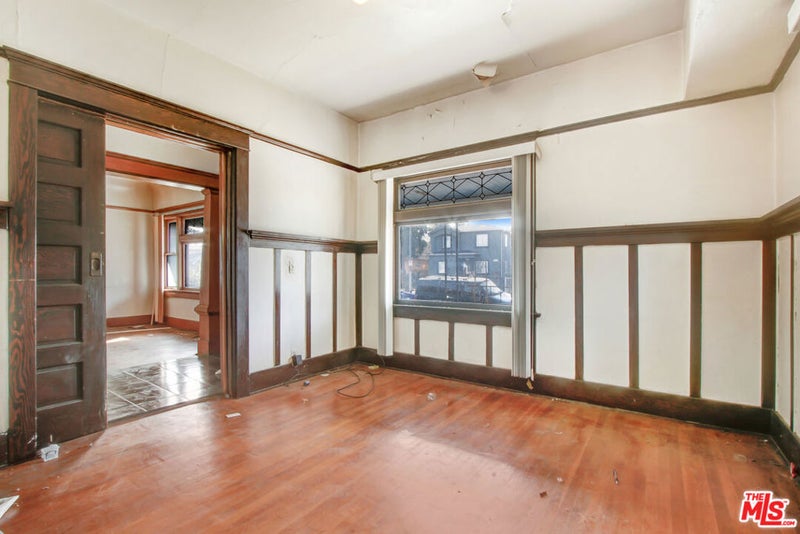 227 W 52nd Street