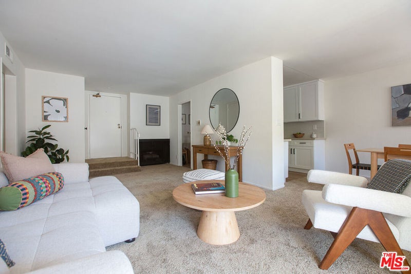 277 Pleasant Street 202