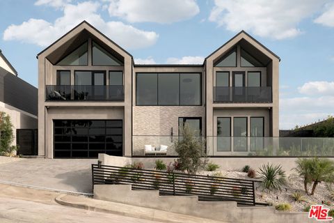 9919 Girla Way Los Angeles CA 90064