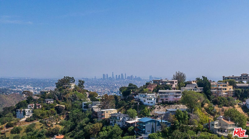 7264 Woodrow Wilson Drive