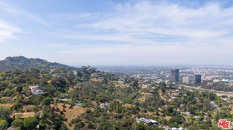 7264 Woodrow Wilson Drive