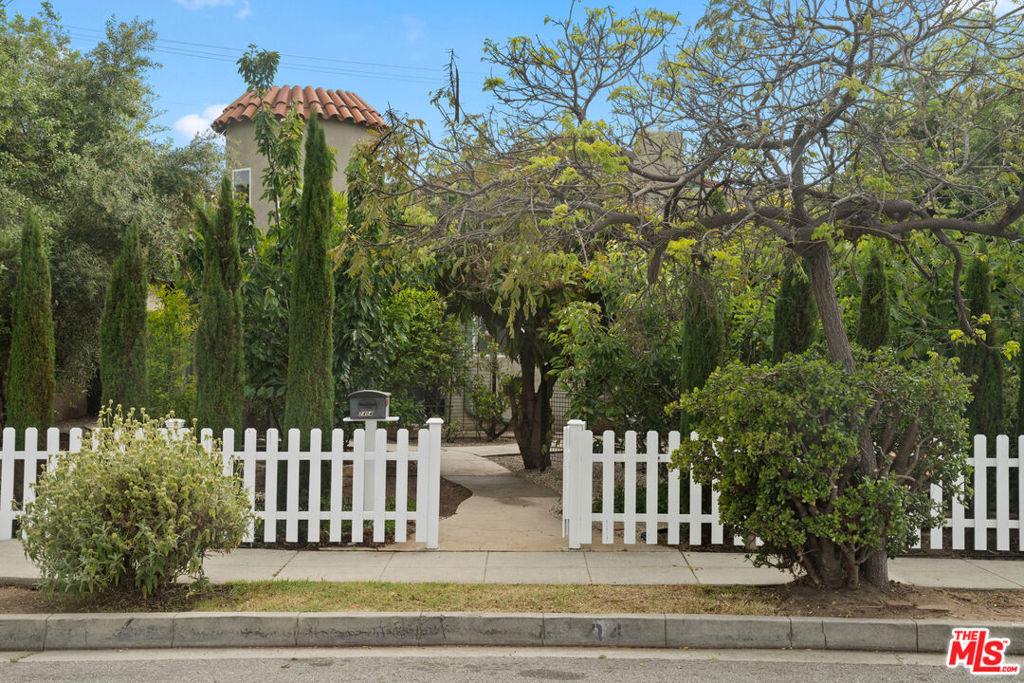 2404 23rd Street