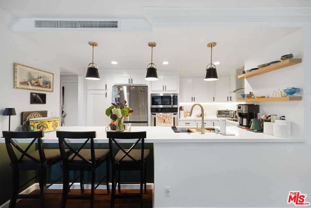 2160 Century Park East 411