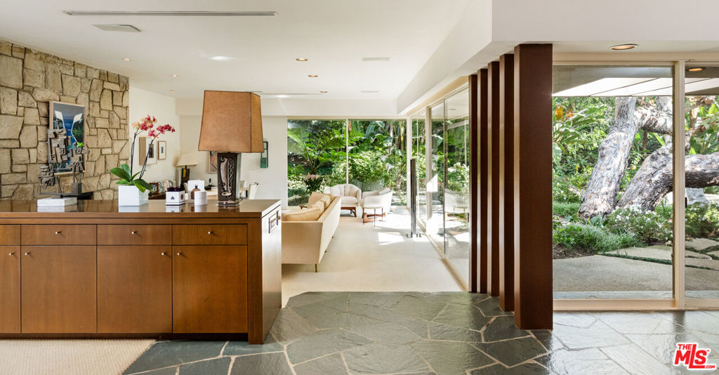 1244 Shadybrook Drive