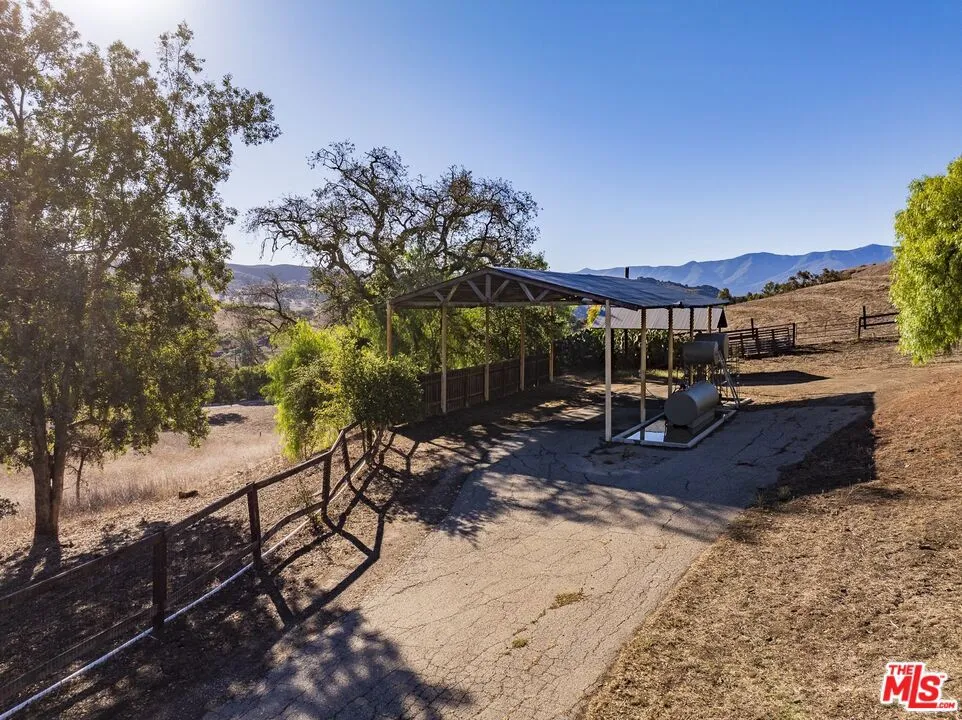Santa Ynez, California 93460, United States, 6 Bedrooms Bedrooms, ,4 BathroomsBathrooms,Residential,Active,234803