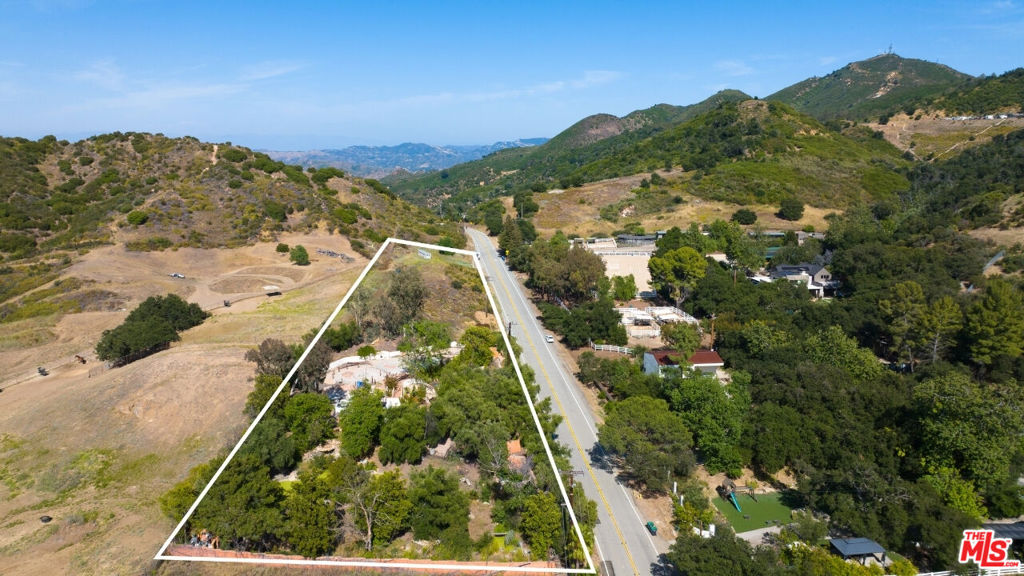 31341 Mulholland Highway