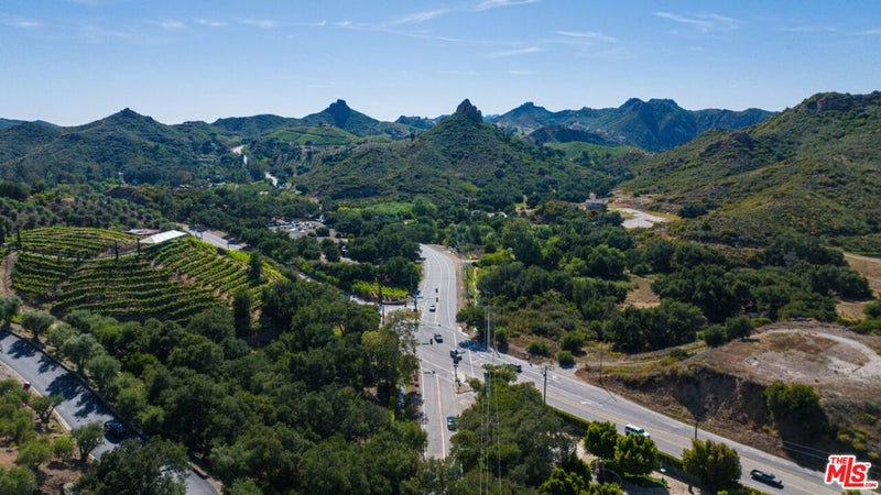 31341 Mulholland Highway