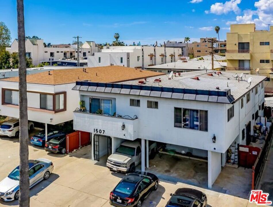1507 S Sherbourne Drive