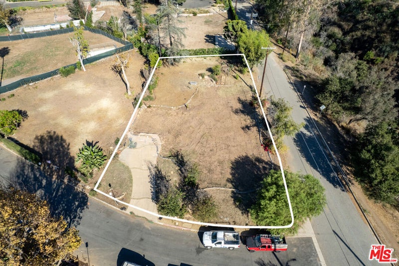 1200 Villa Woods Drive