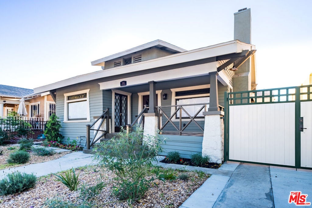 2180 W 31st Street