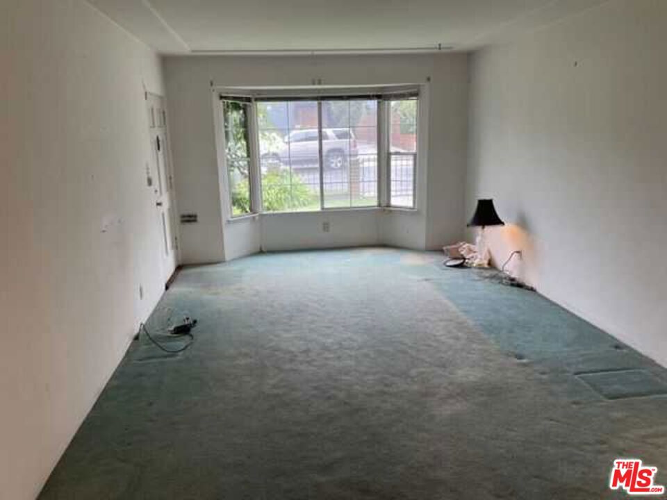 3608 Greenfield Avenue