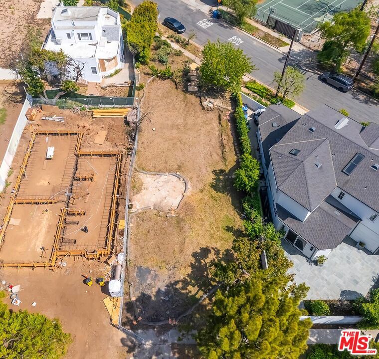 865 Chautauqua Boulevard